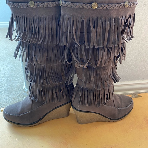 Wedge boots with fringe - Picture 9 of 10